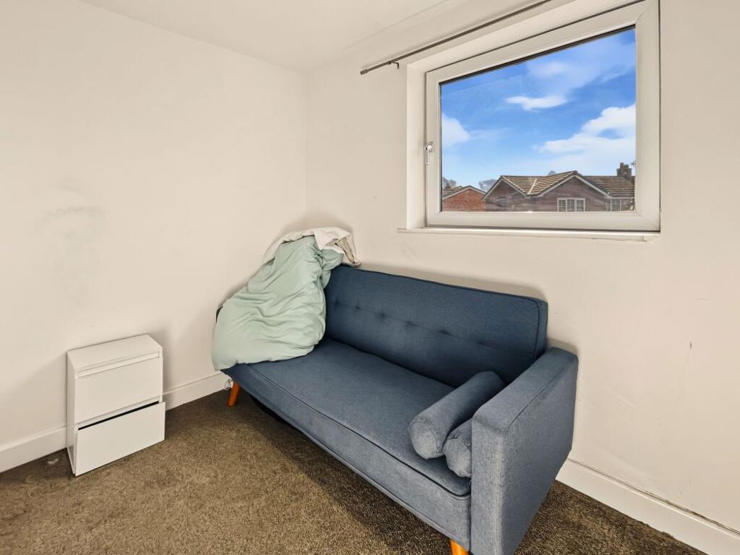 Property image 22 of 28