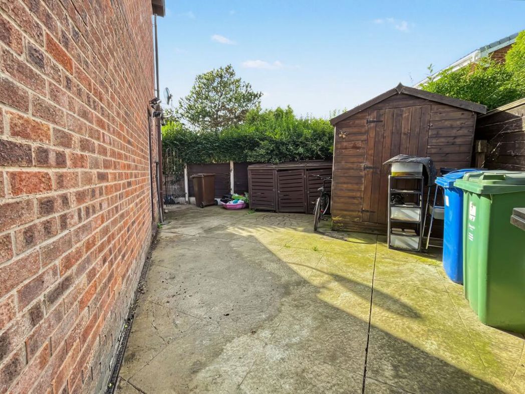 Property image 24 of 28