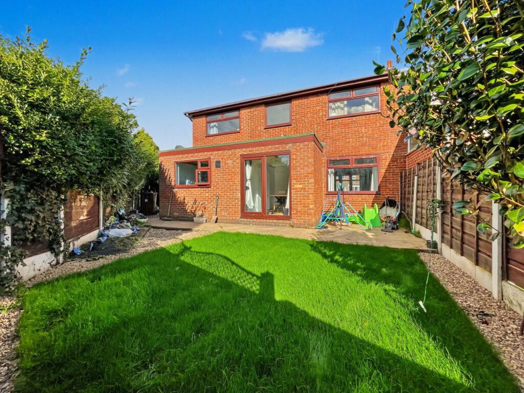 Property image 28 of 28