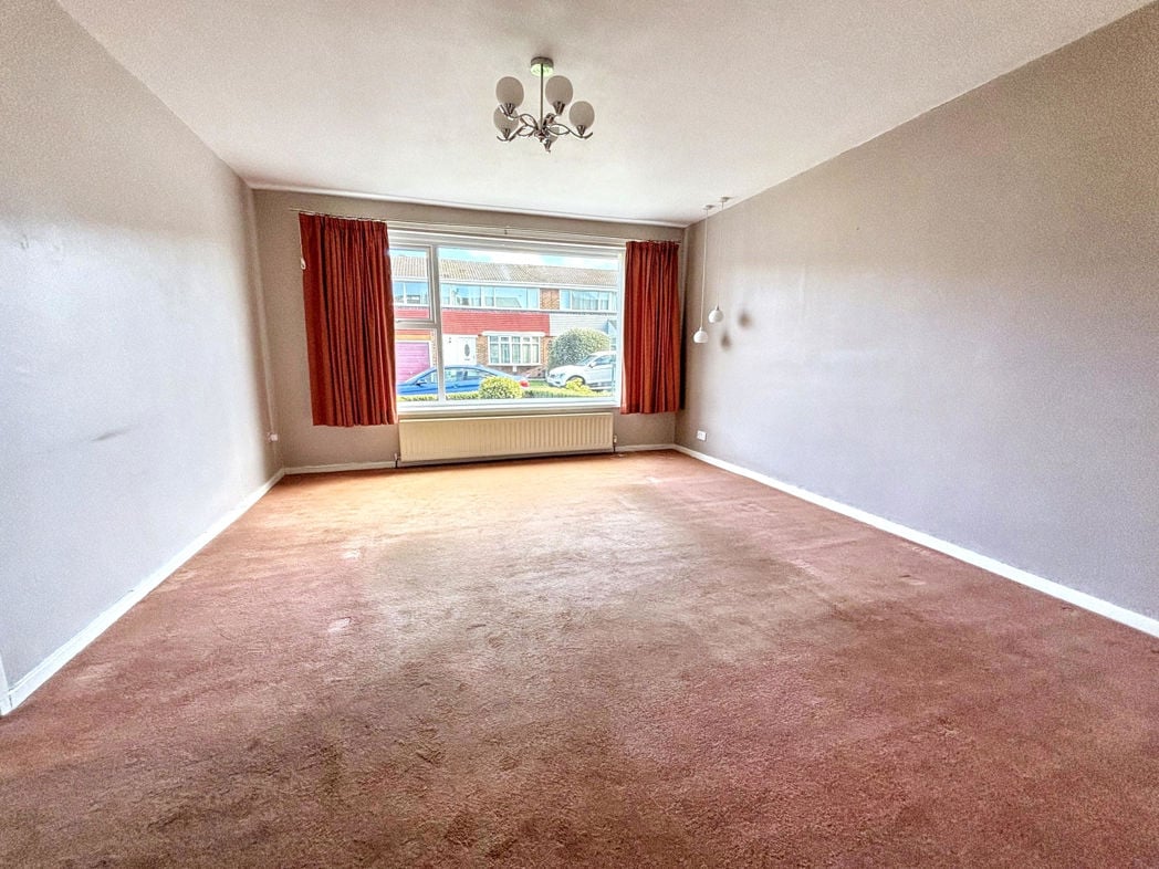 Property image 2 of 16