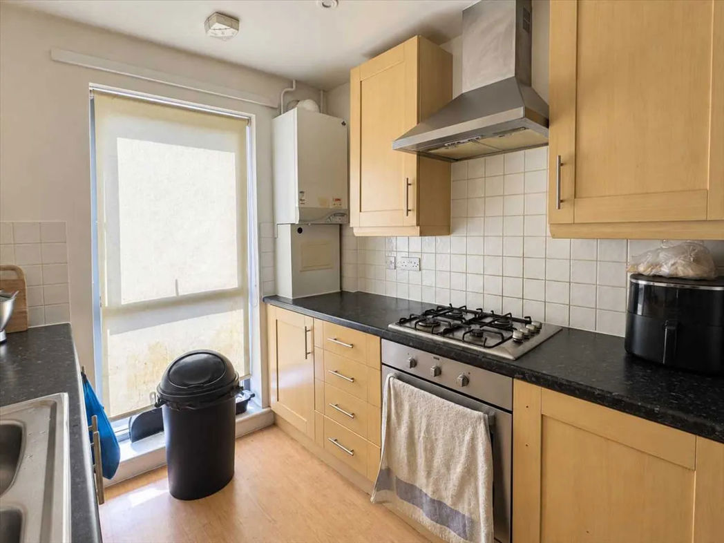 Property image 6 of 15