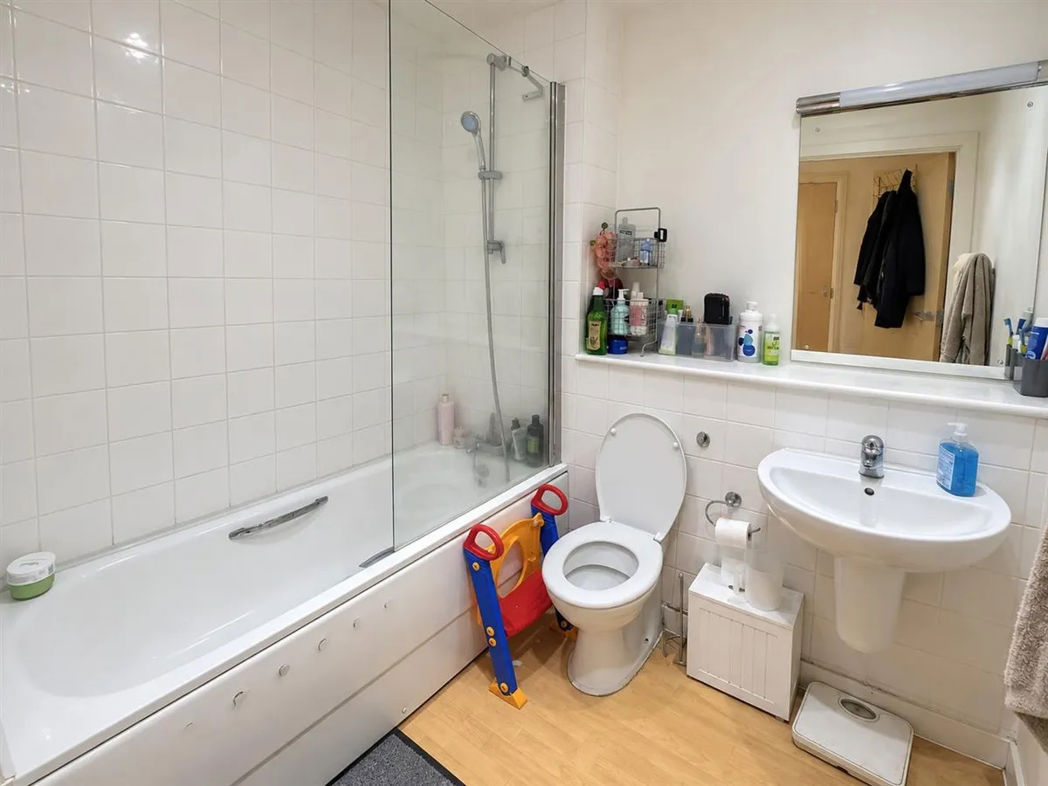 Property image 12 of 15