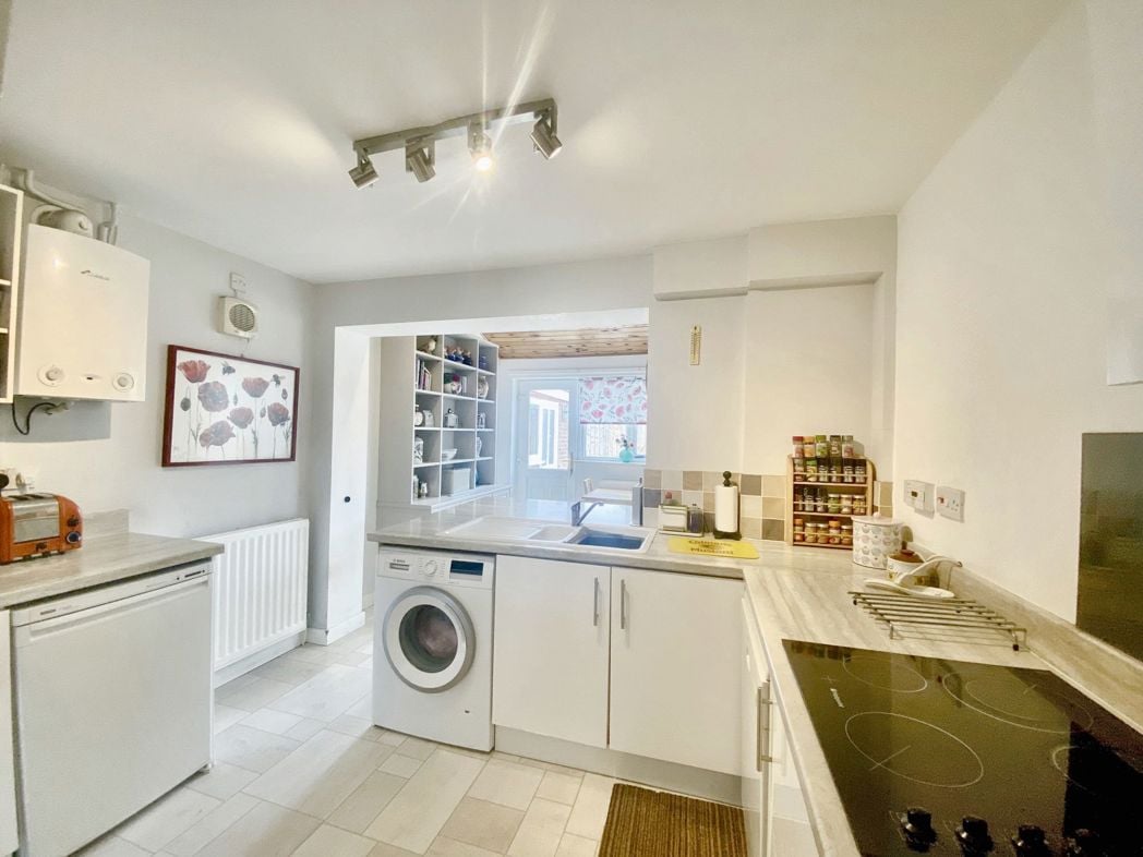 Additional Kitchen Image