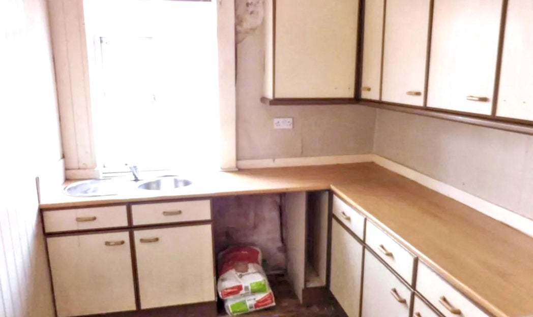 Property image 2 of 12