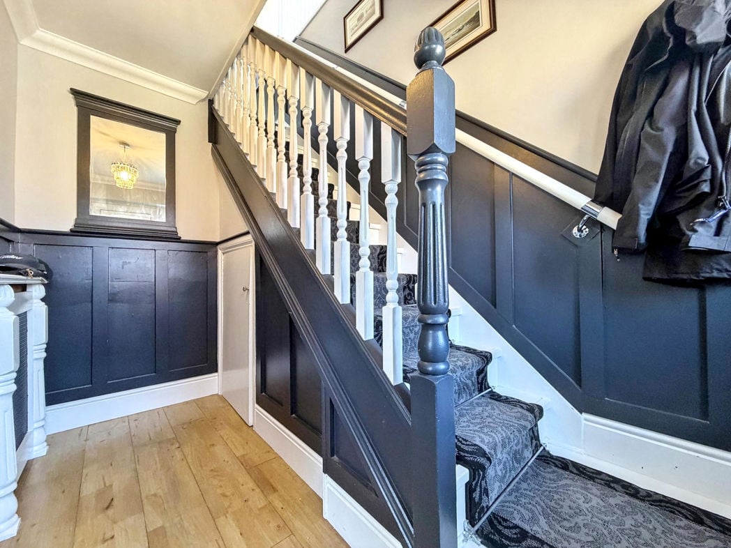 Entrance/Hallway