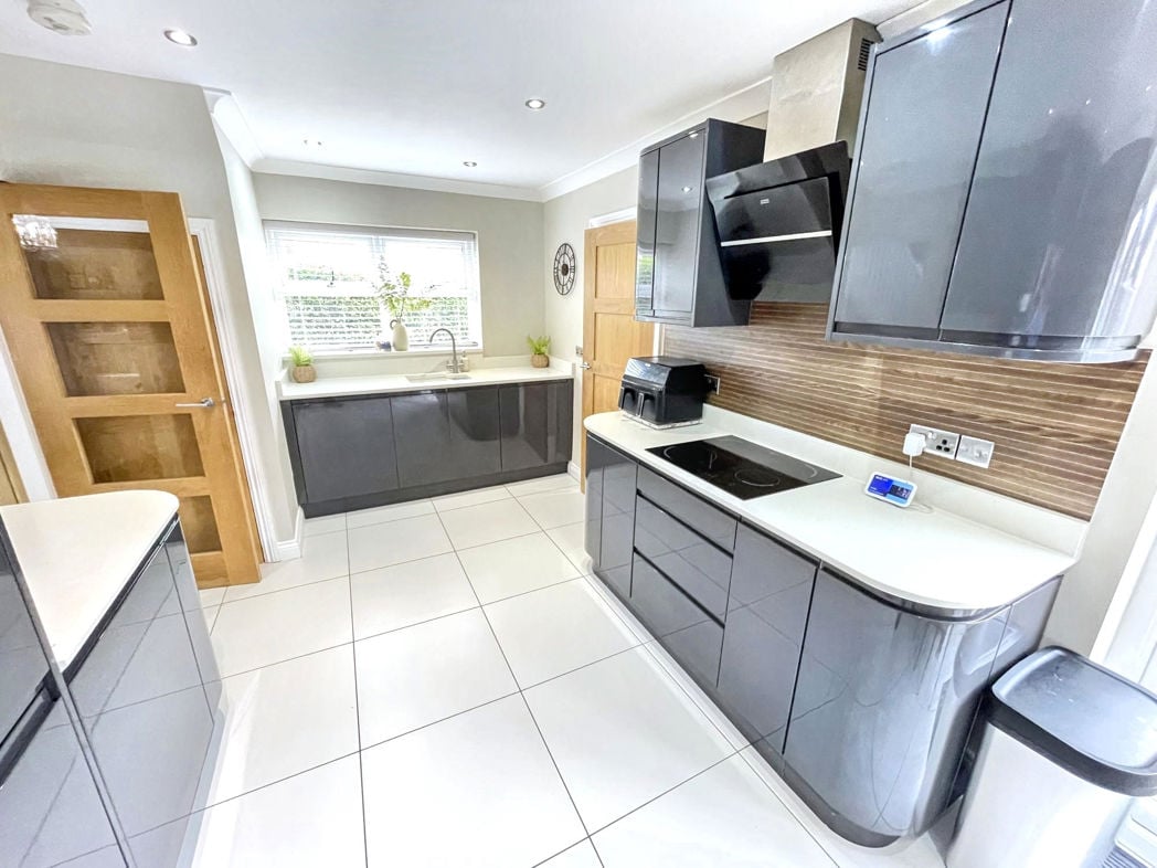Property image 6 of 15