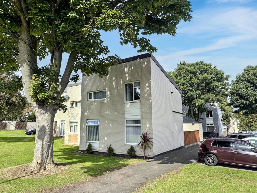 Property image 1 of 18