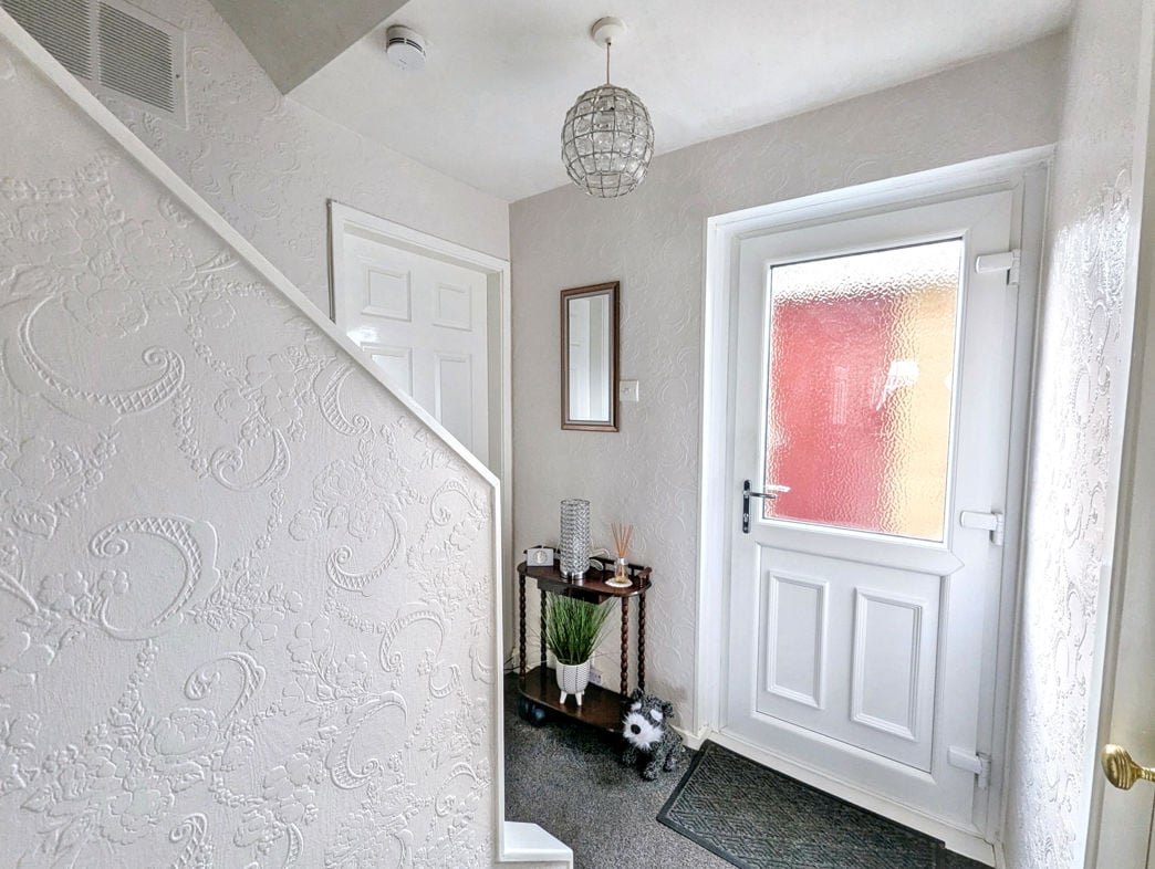 Property image 6 of 11