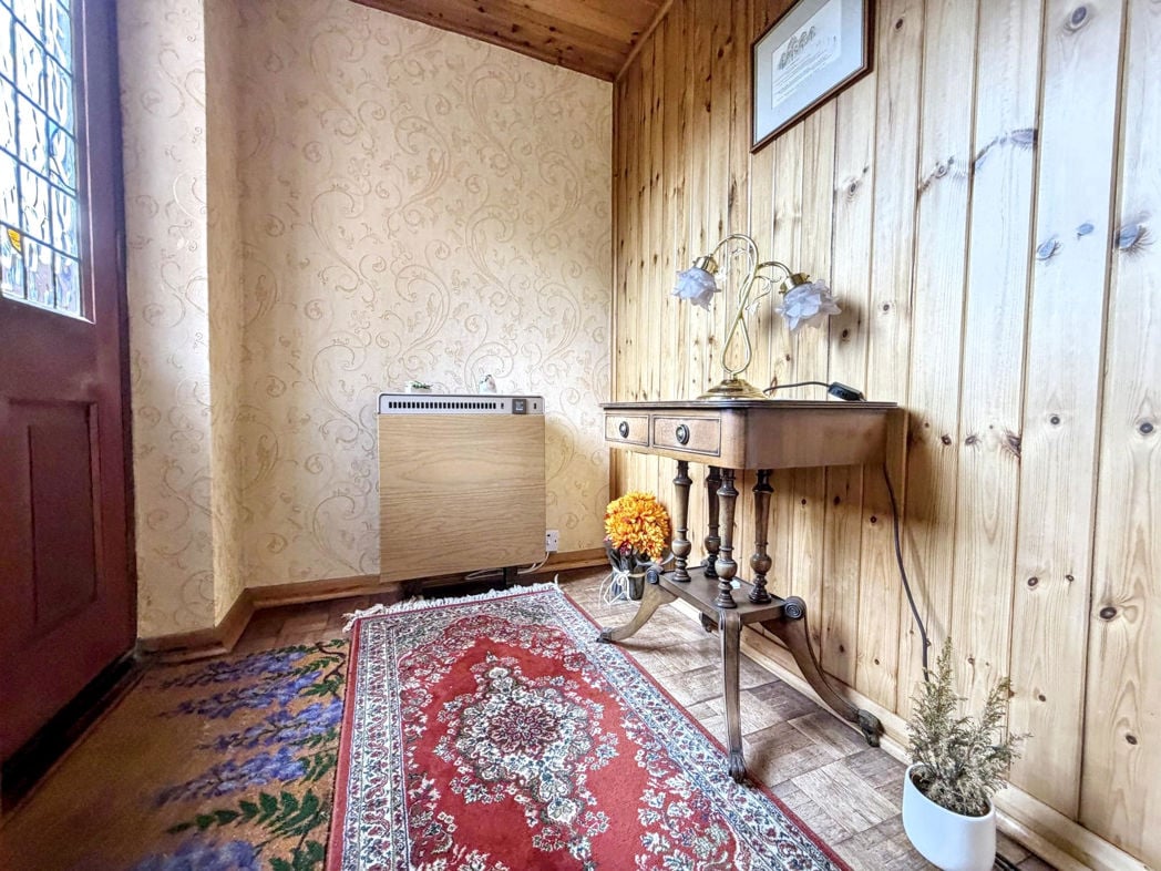 Entrance/Porch