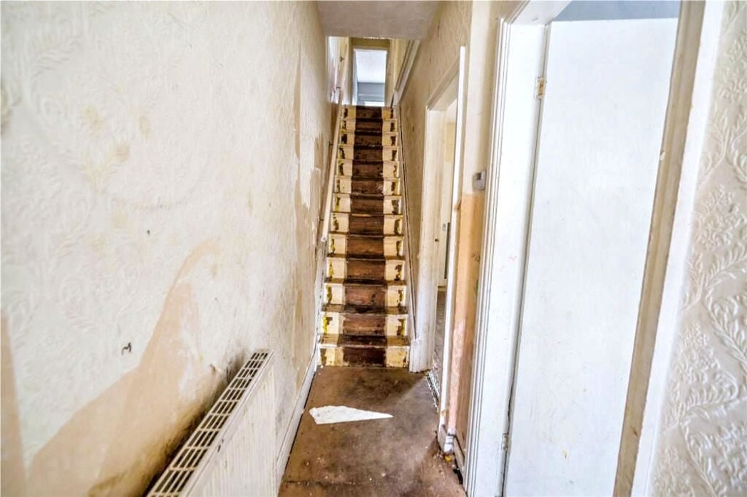 Property image 4 of 19