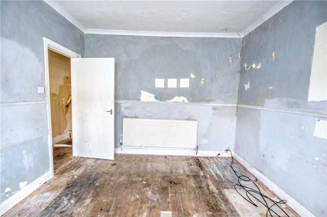 Property image 6 of 19