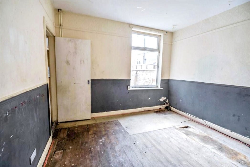 Property image 7 of 19
