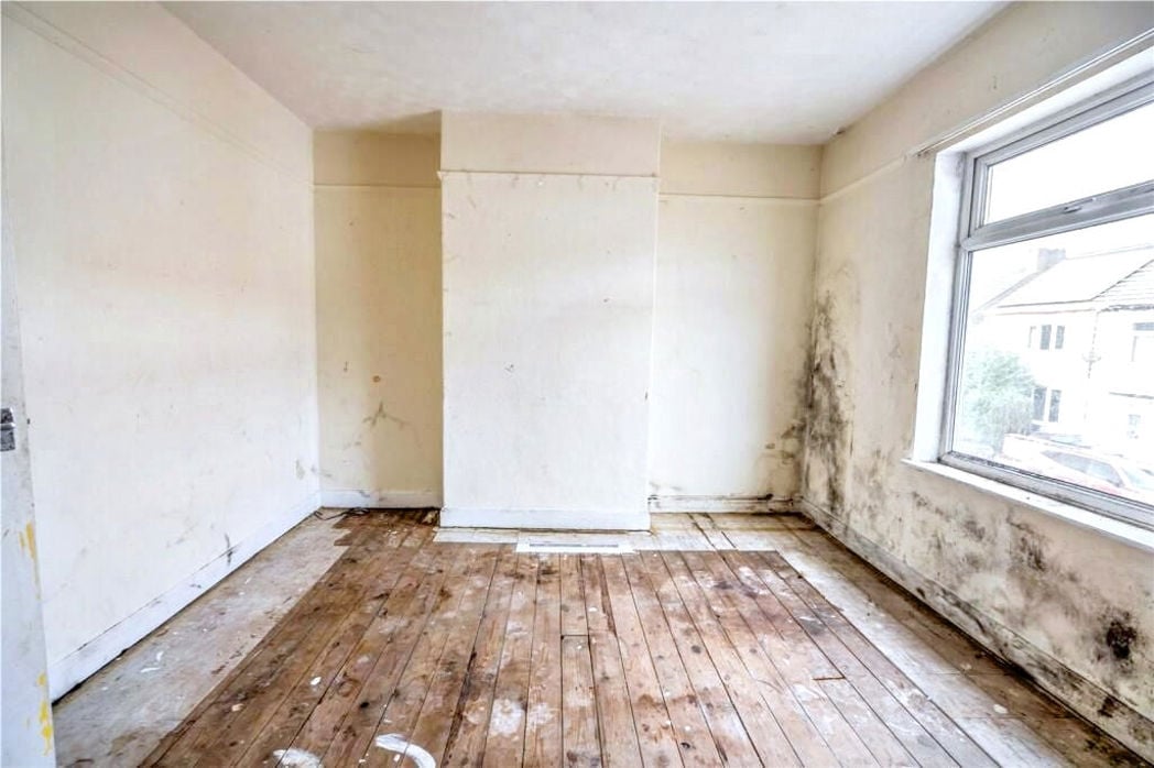 Property image 10 of 19
