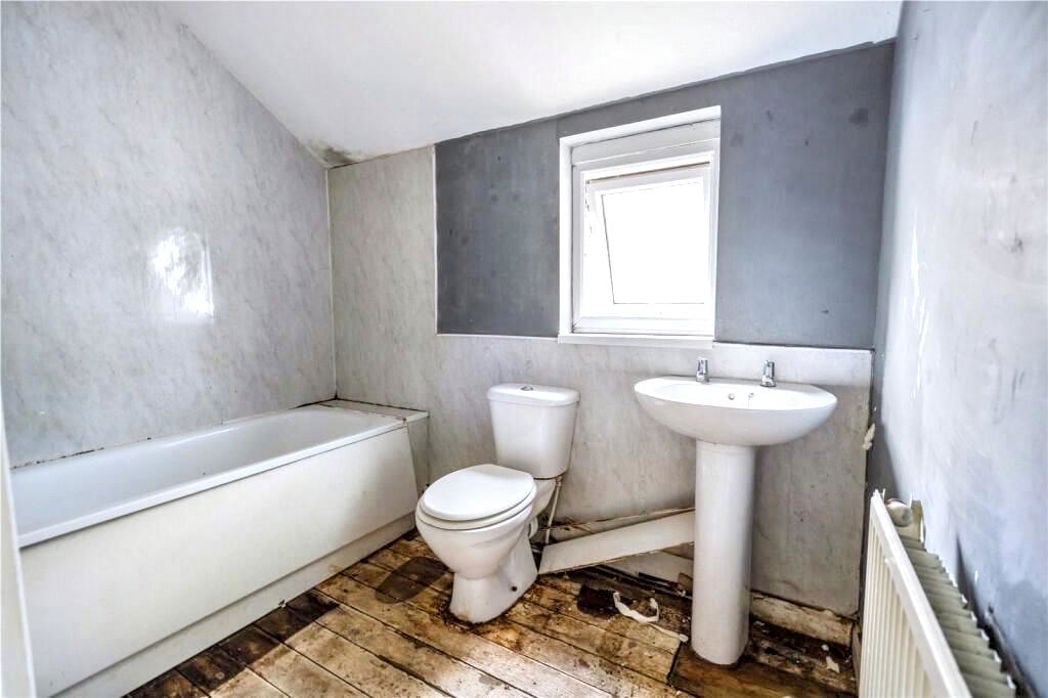 Property image 15 of 19