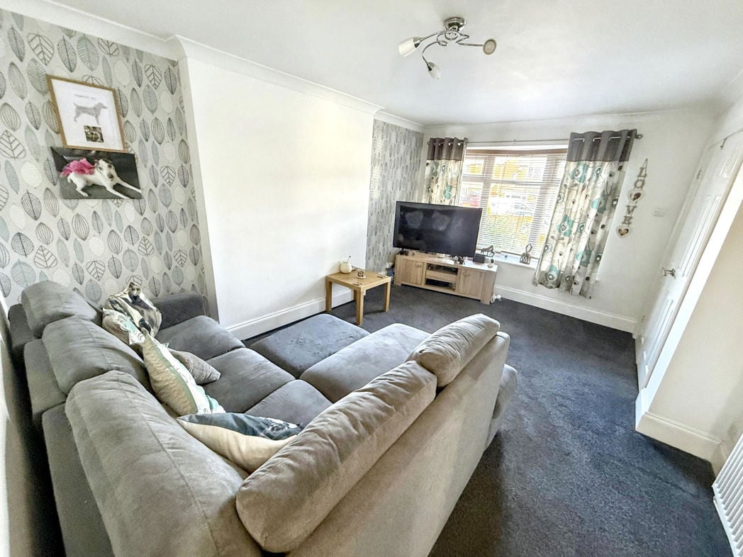 Property image 2 of 10