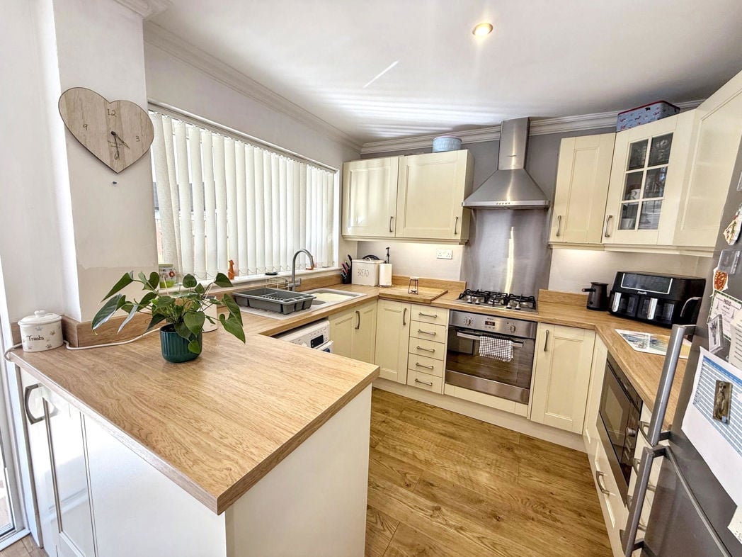 Property image 3 of 10