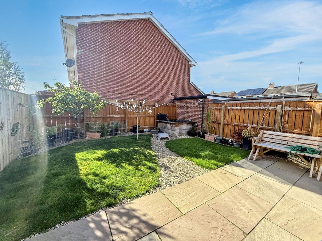 Property image 10 of 10