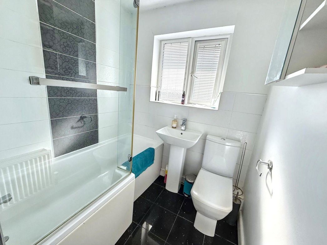 Property image 7 of 10