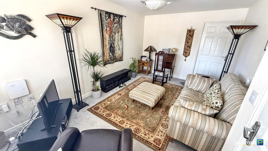 Lounge Additional