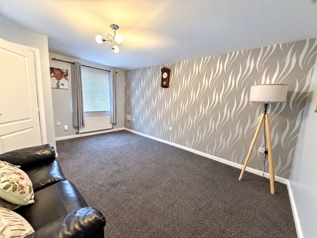 Property image 4 of 10
