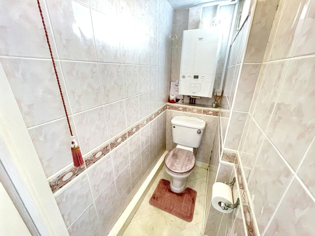 Cloak room