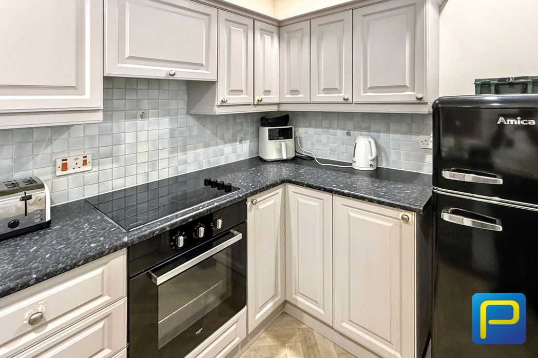 Property image 7 of 15