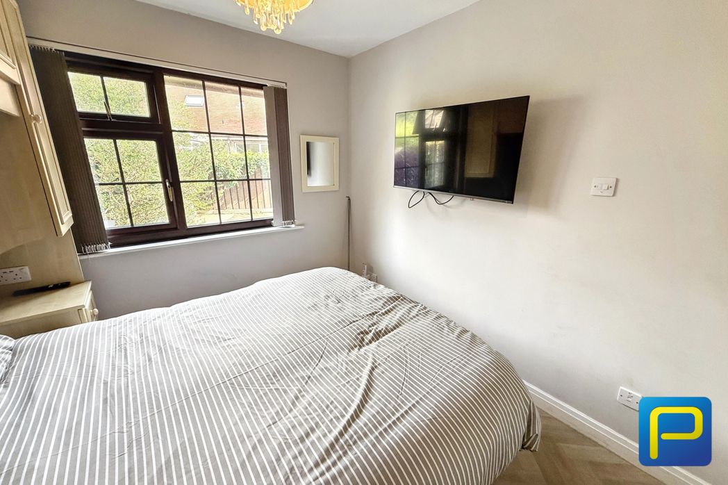 Property image 12 of 15