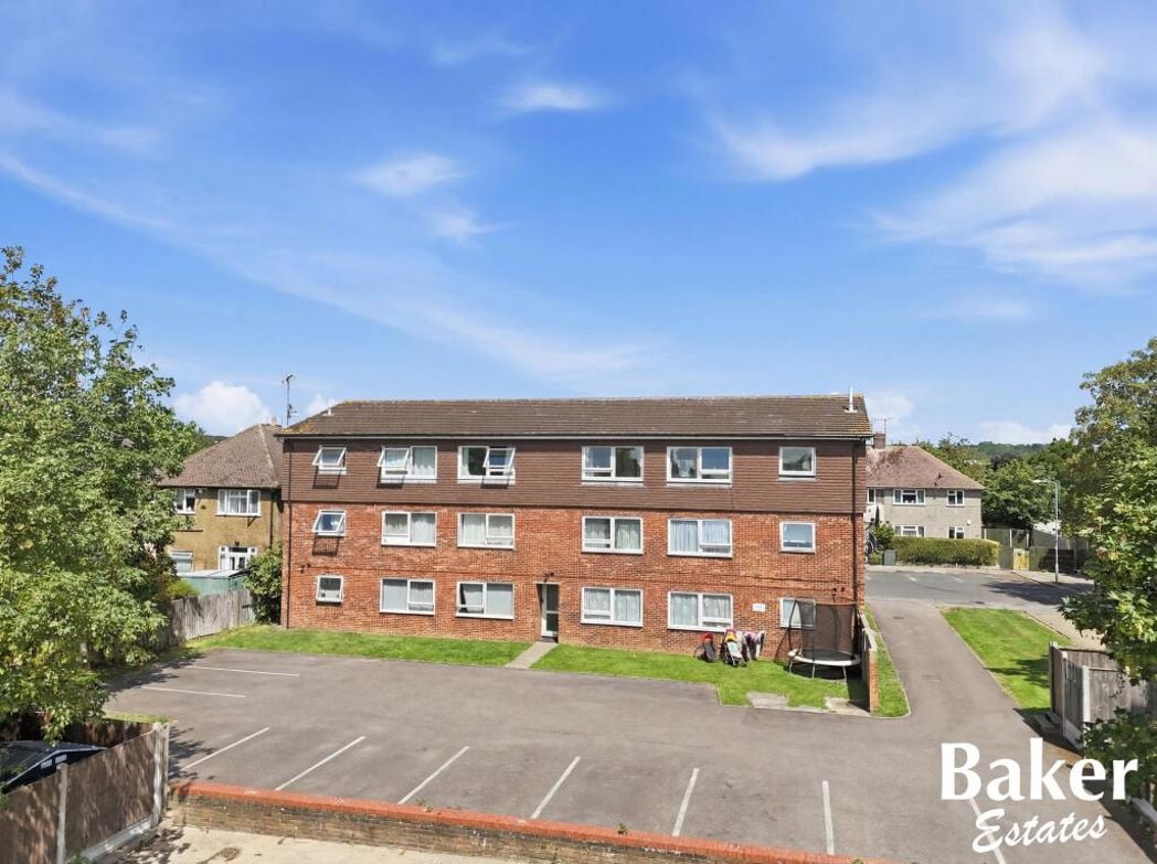 Property image 3 of 11