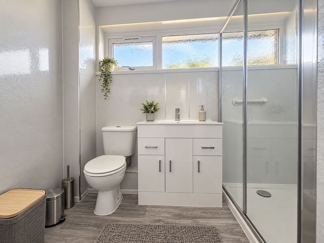 Shower room / WC