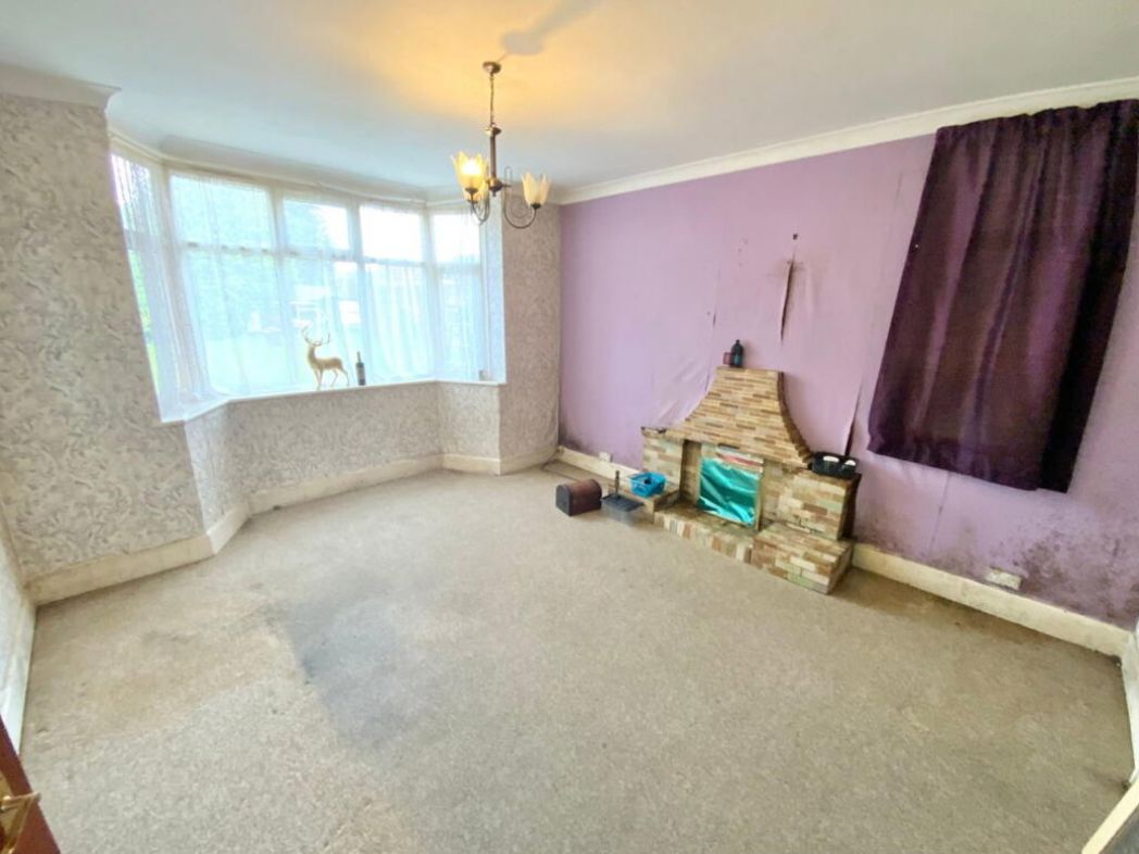 Property image 2 of 7