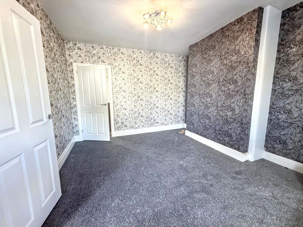 Property image 2 of 7