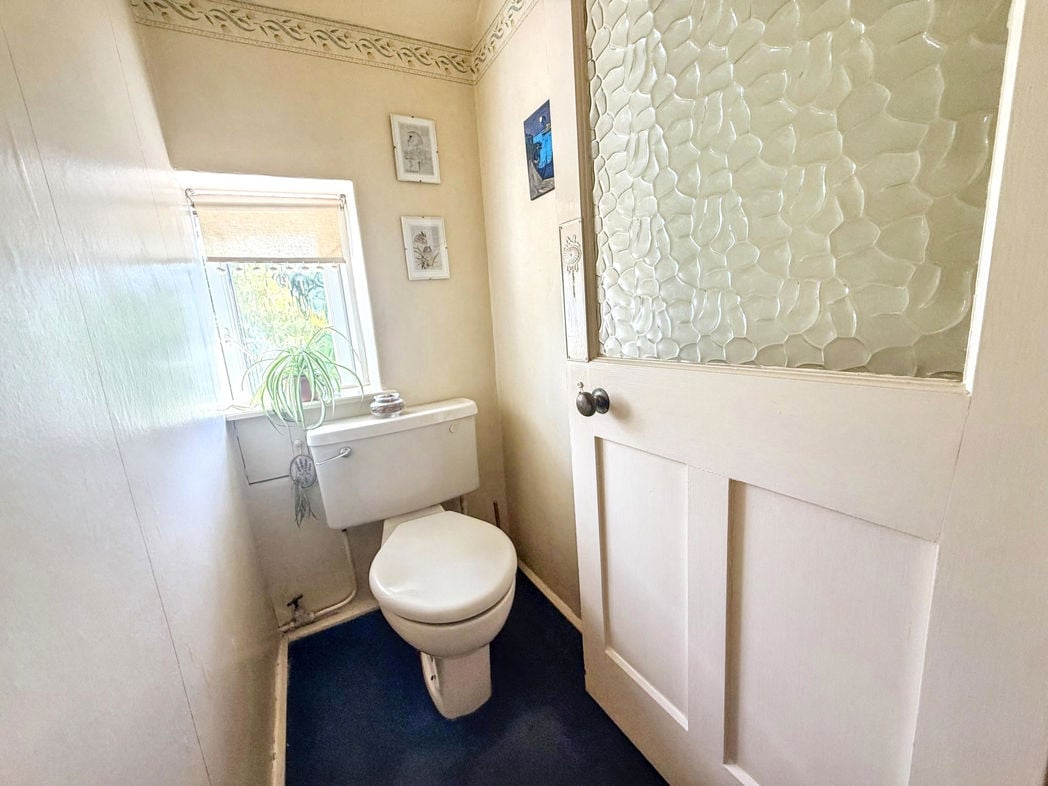 Separate WC