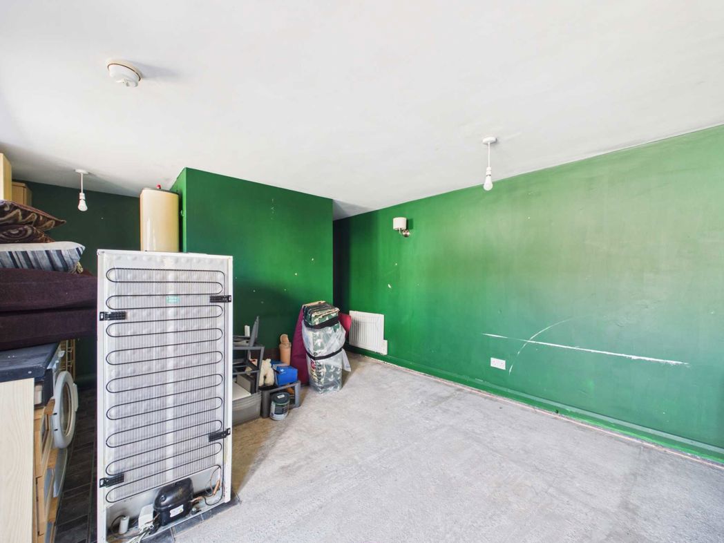 Property image 4 of 17