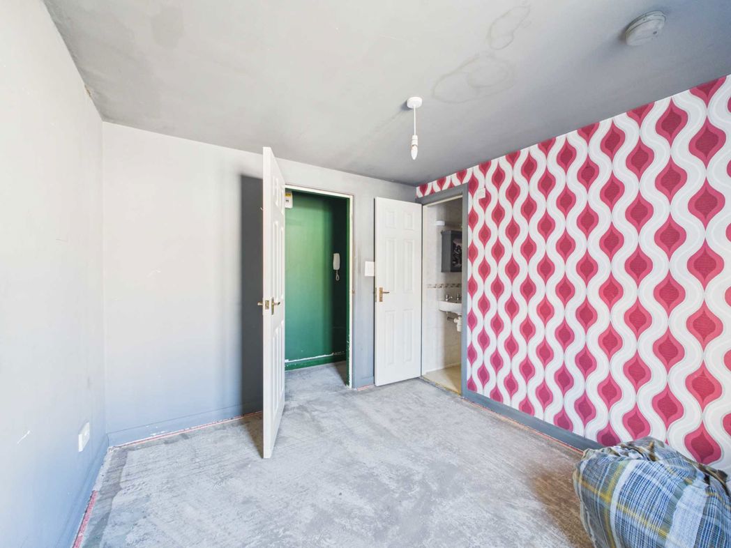 Property image 2 of 17