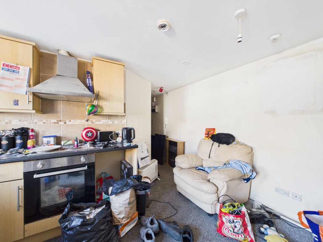 Property image 5 of 17