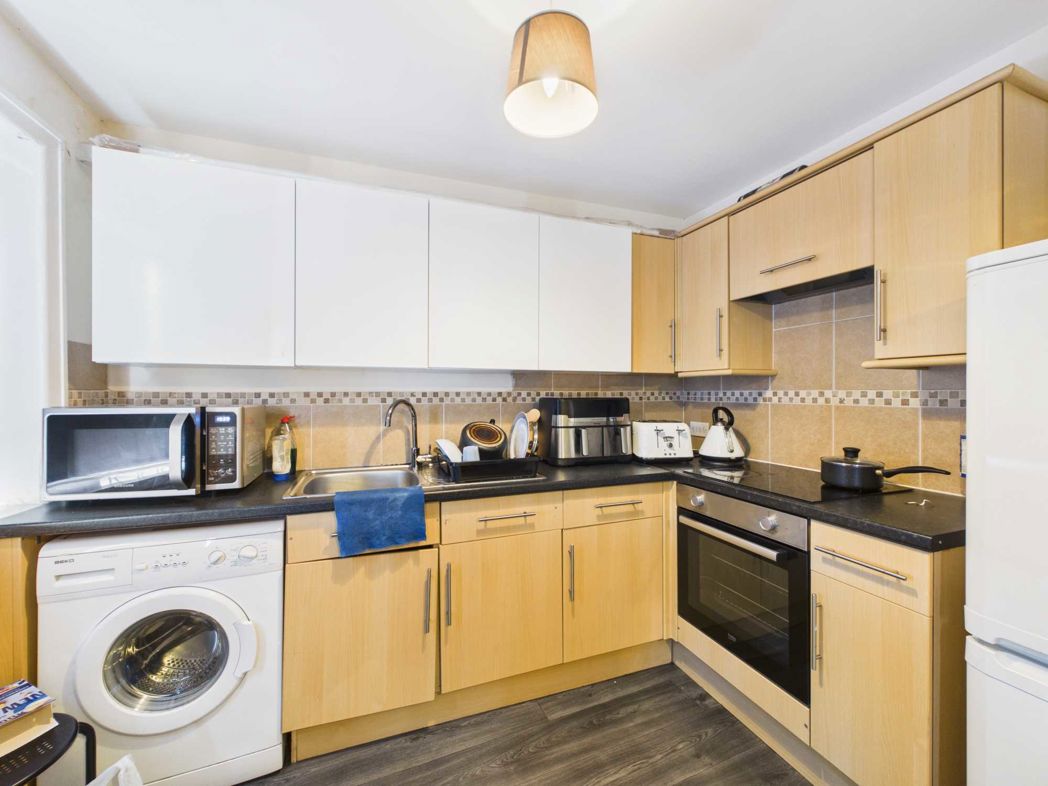 Property image 10 of 17