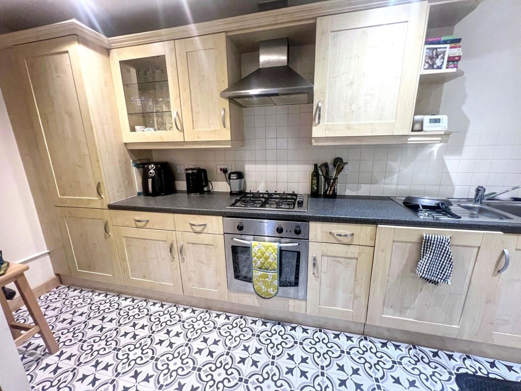 Property image 4 of 6