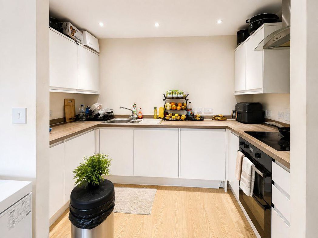 Property image 2 of 7