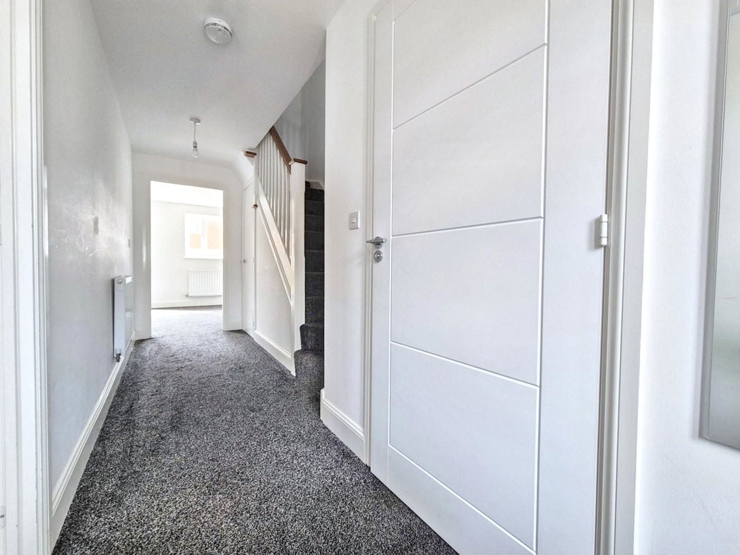 Property image 5 of 13