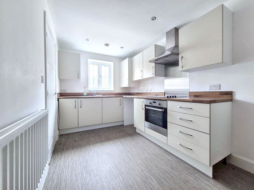 Property image 6 of 13