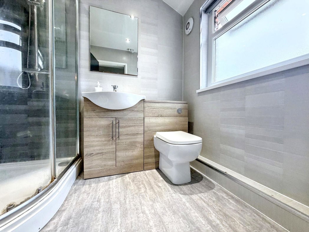 Property image 13 of 23