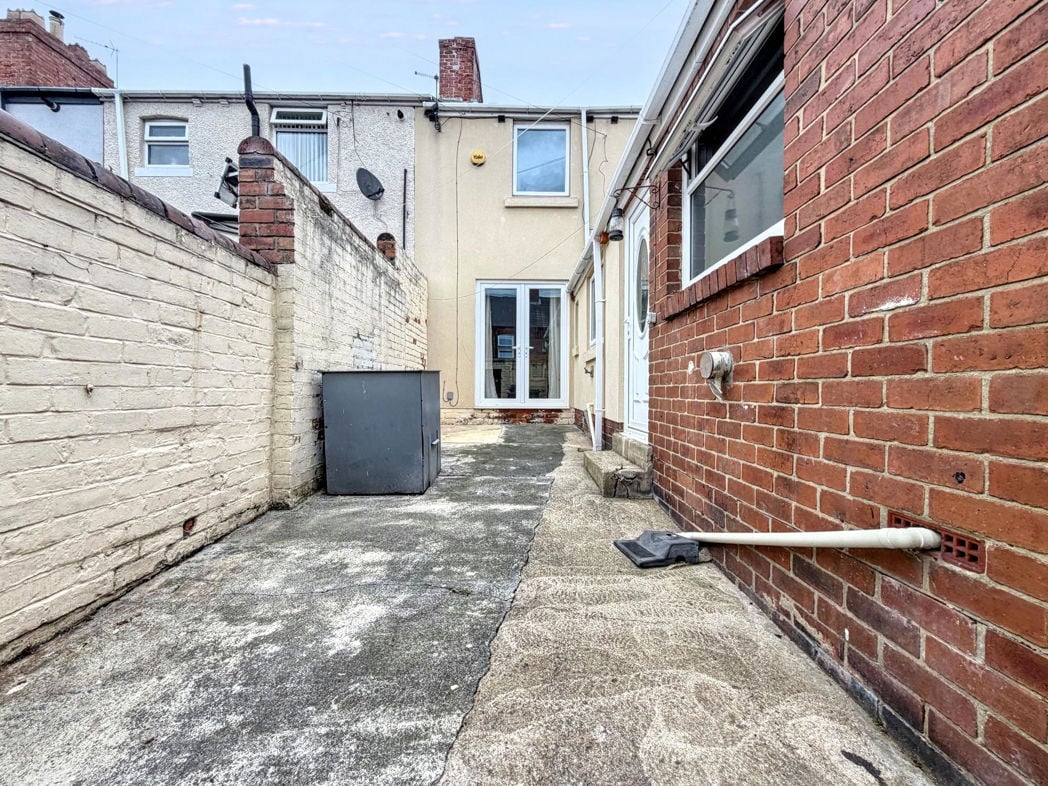 Property image 22 of 23