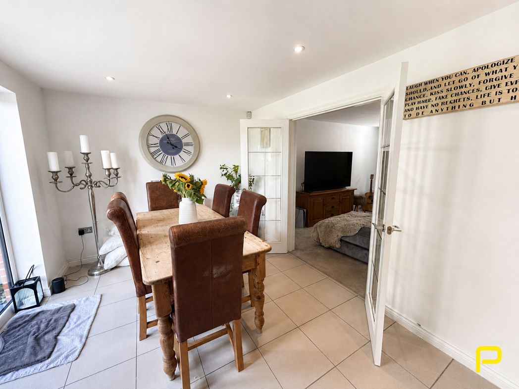 Property image 4 of 20