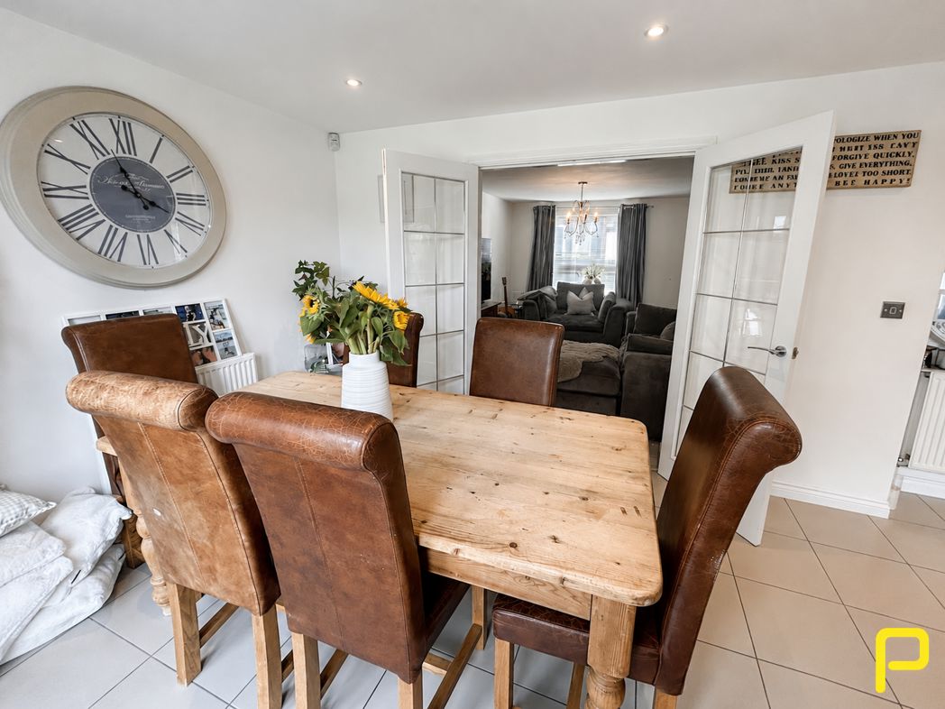 Property image 3 of 20