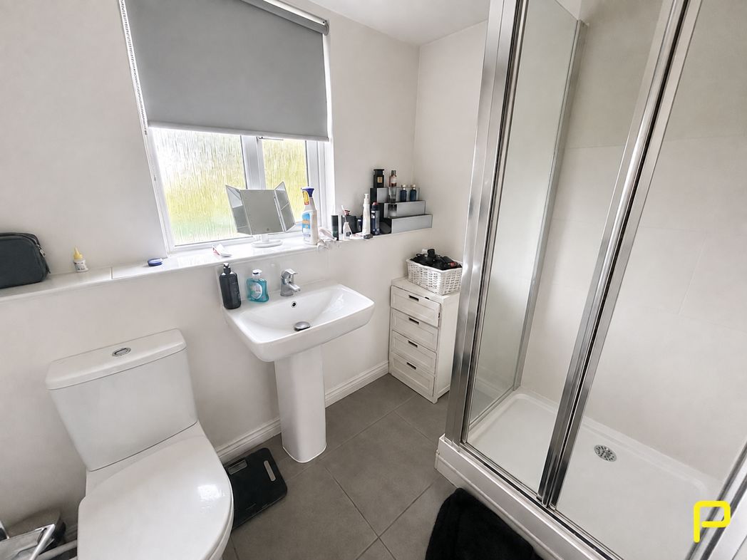 Property image 16 of 20