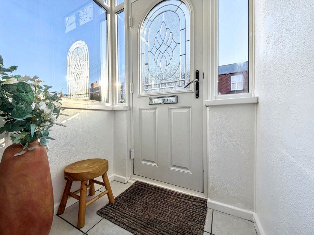 Entrance/Porch