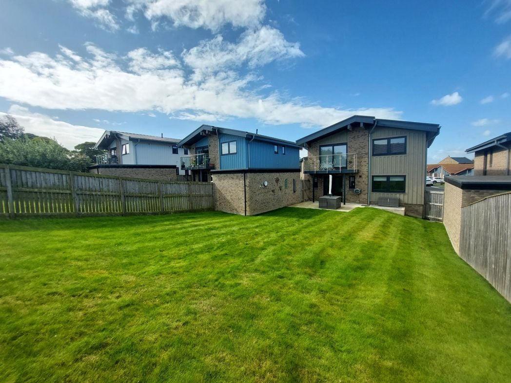 Property image 1 of 30