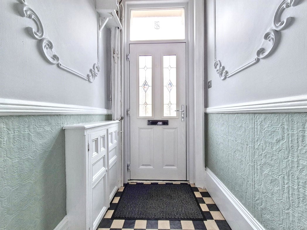 Entrance/Hallway