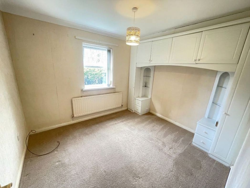 Property image 6 of 8