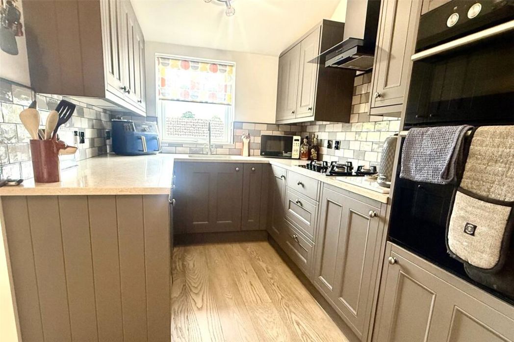 Property image 5 of 13